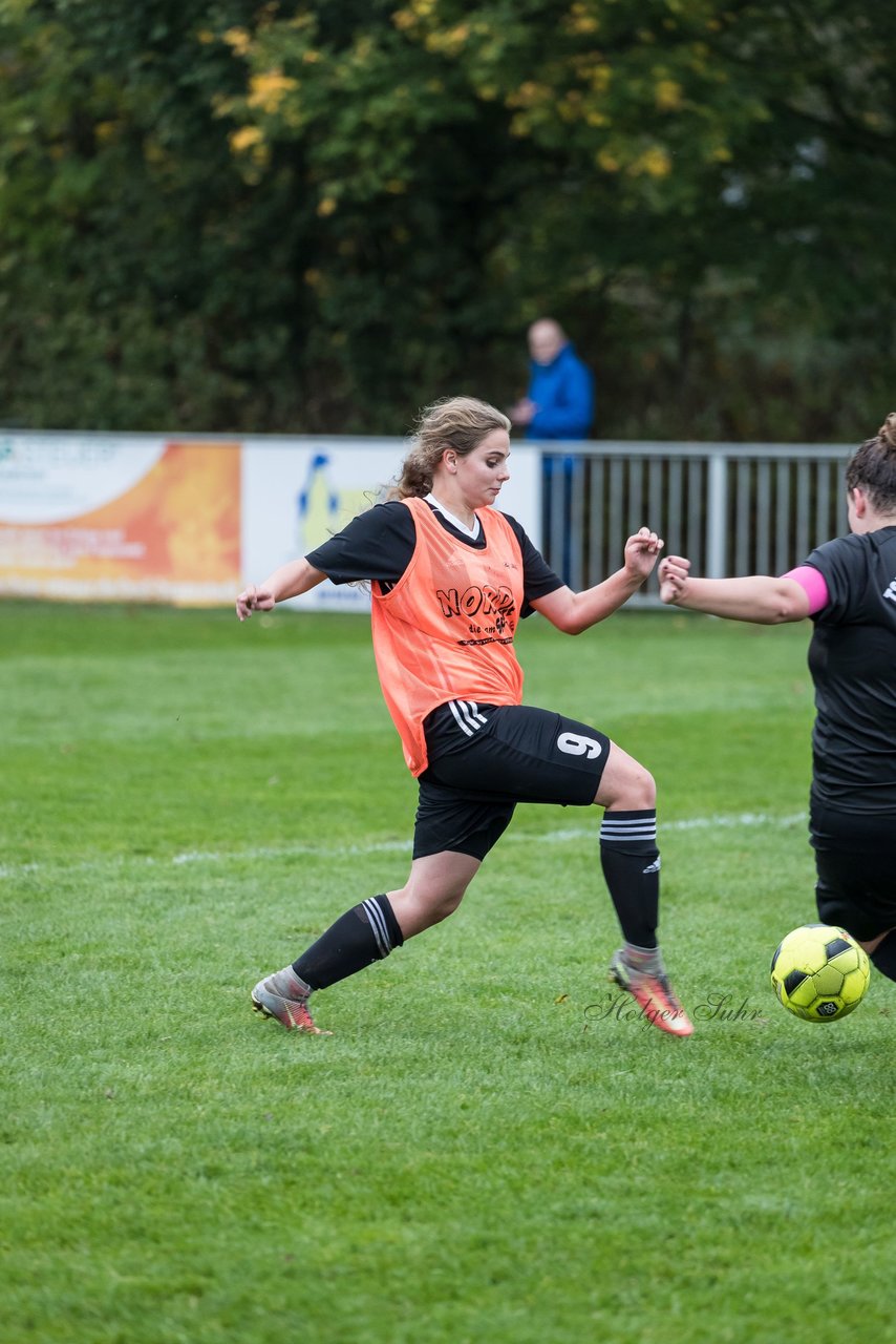 Bild 224 - Frauen TSV Wiemersdorf - VfR Horst : Ergebnis: 0:7